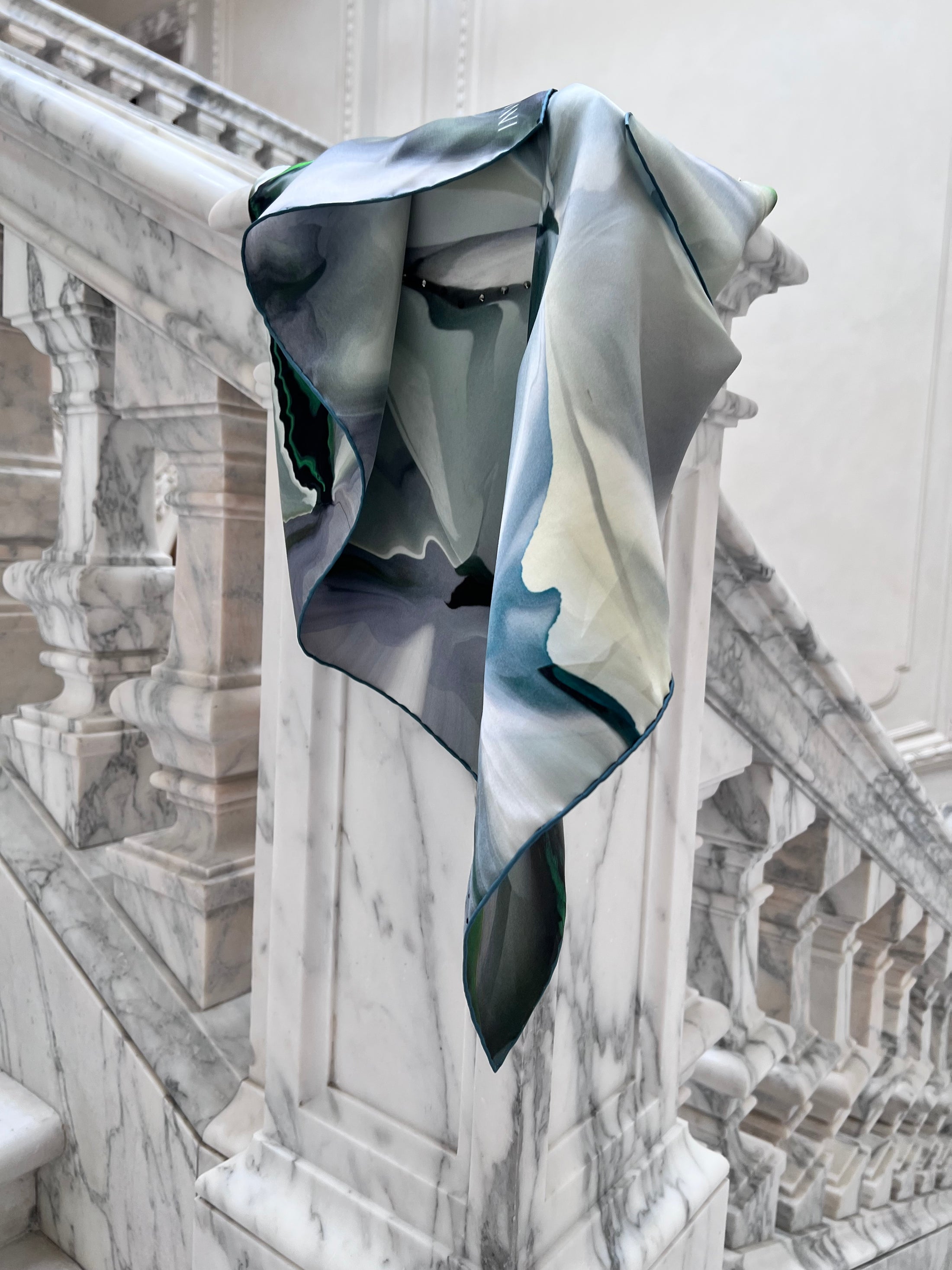 LUNA silk scarf